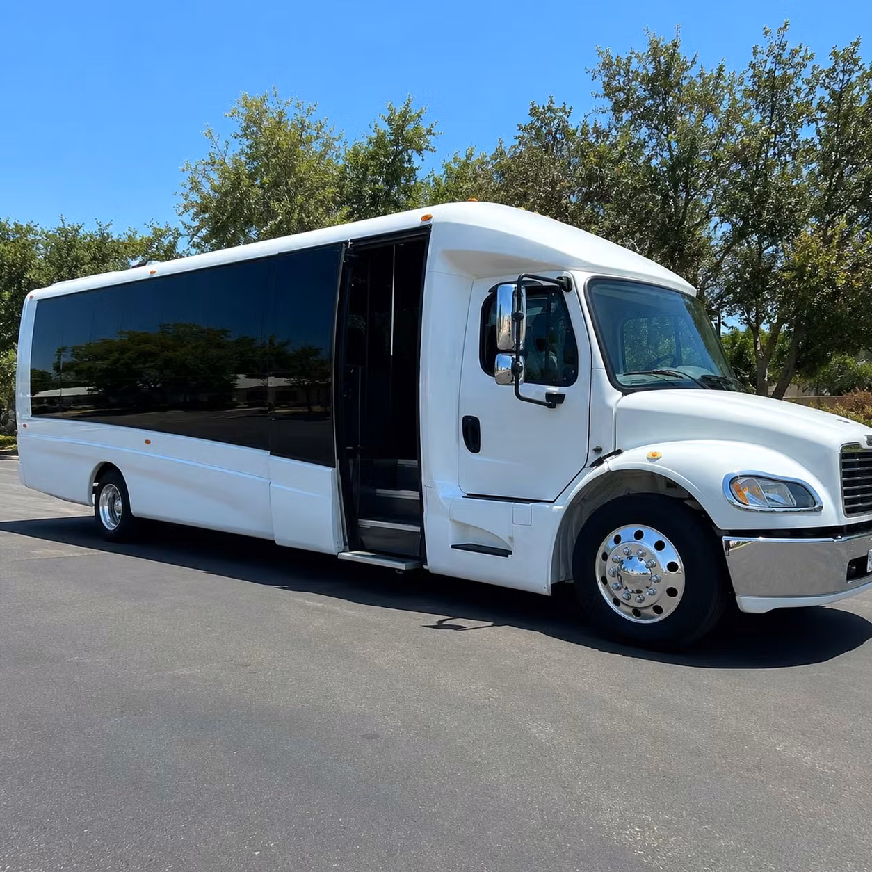 15 passenger minibus